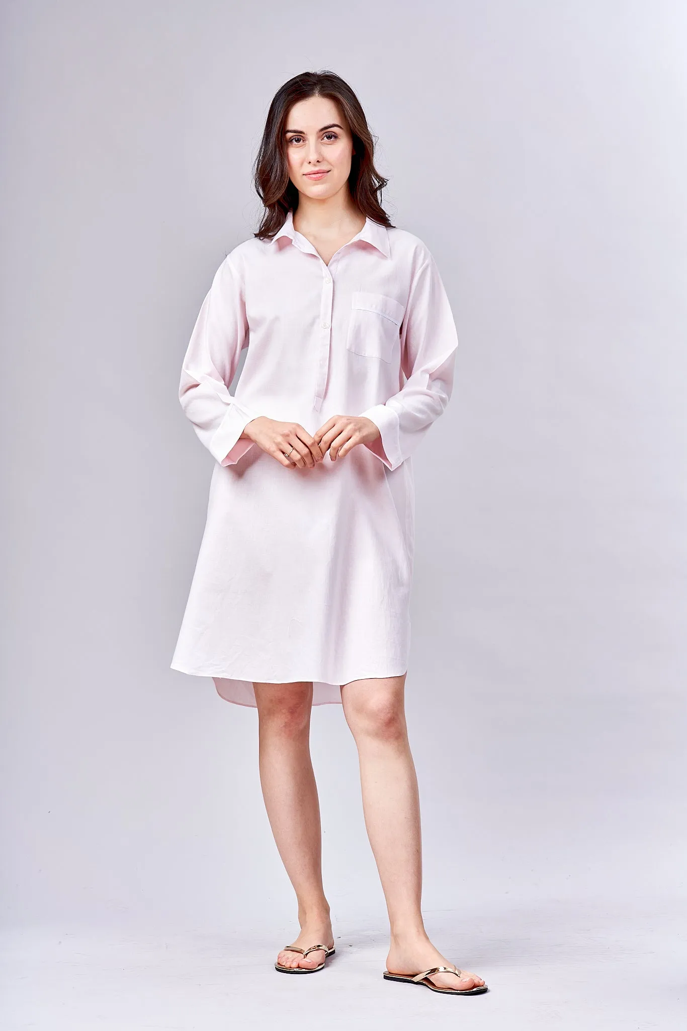9006 Beautiful short nightshirt