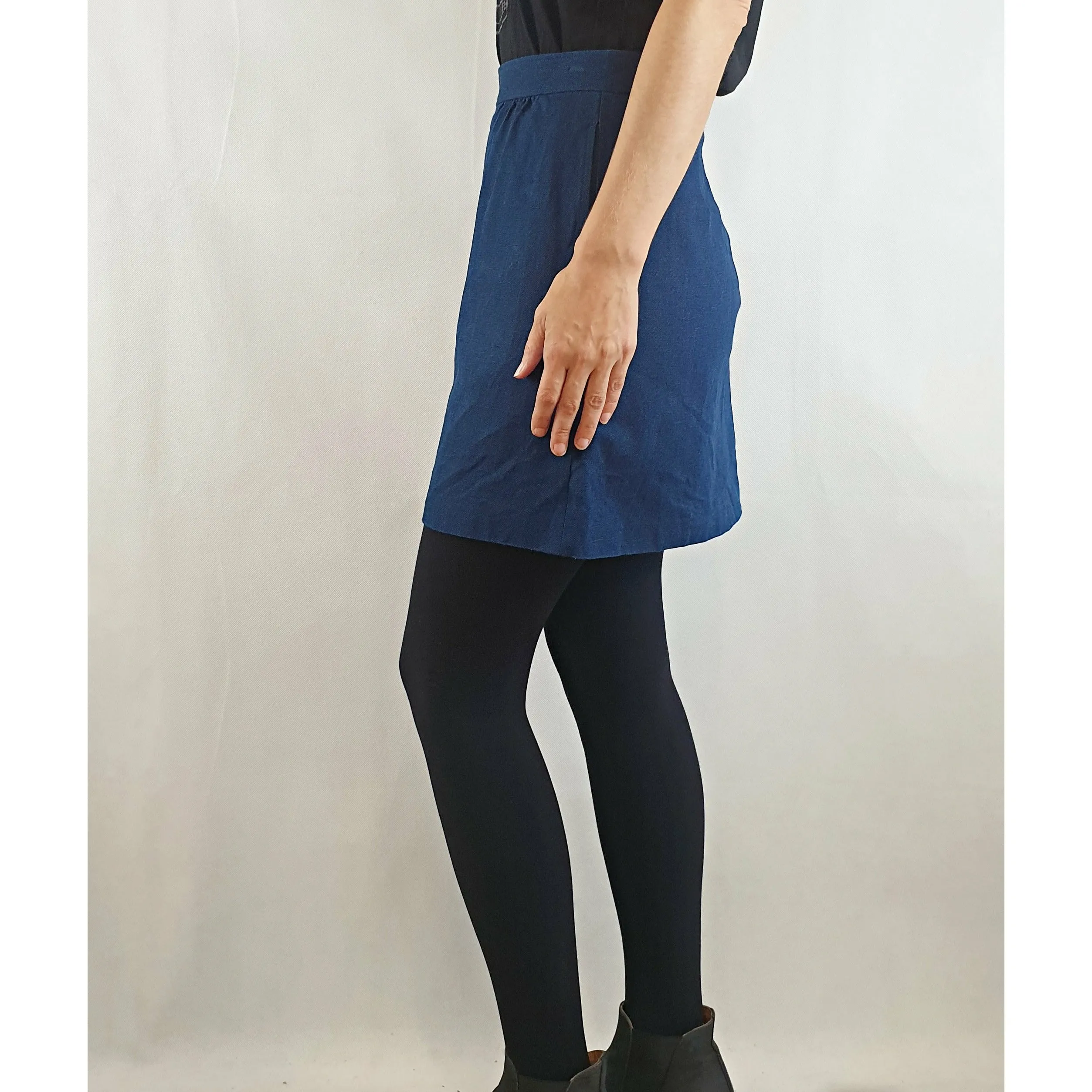 APC denim mini skirt with pockets size 36 (best fits size 8)