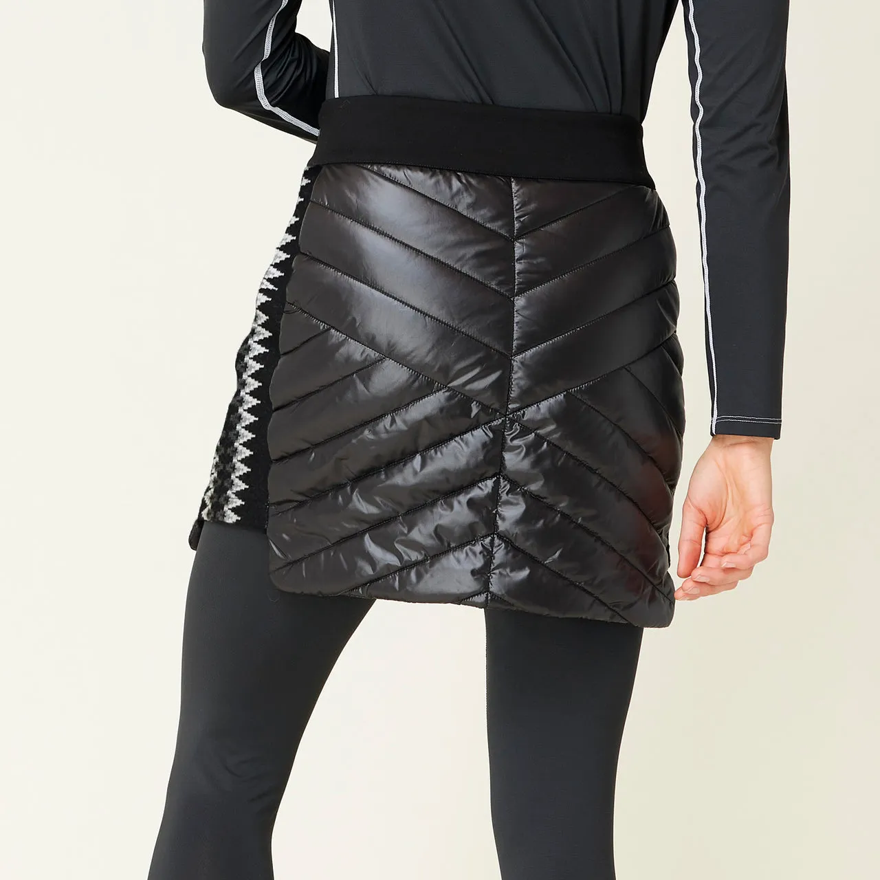 Carving Insulted Skirt  - Black Ziggy