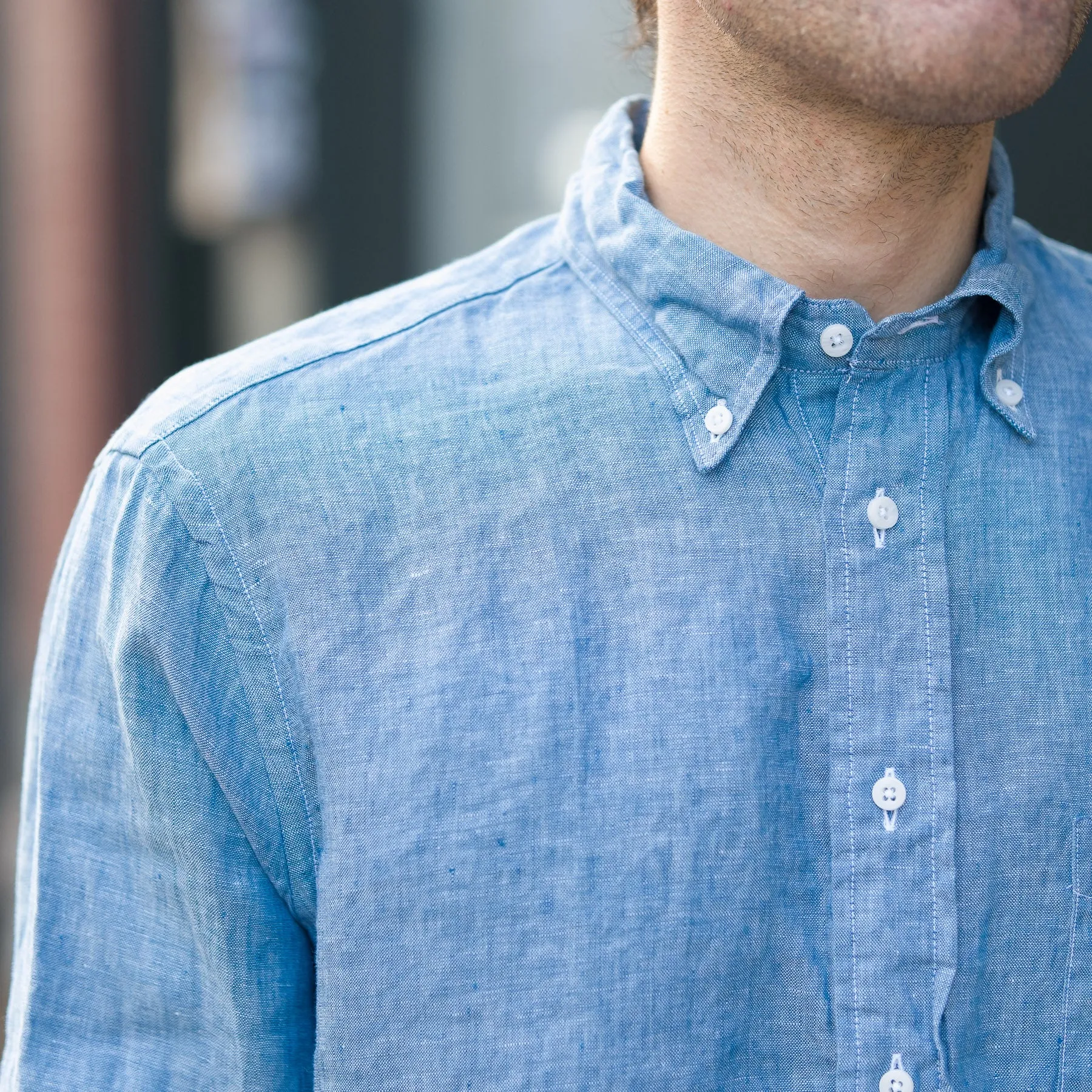 Chambray Linen Long Sleeve Buttondown