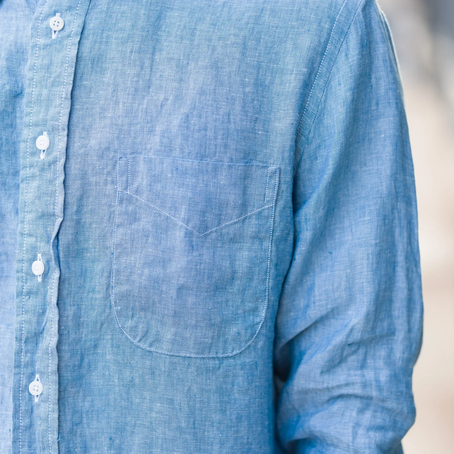 Chambray Linen Long Sleeve Buttondown