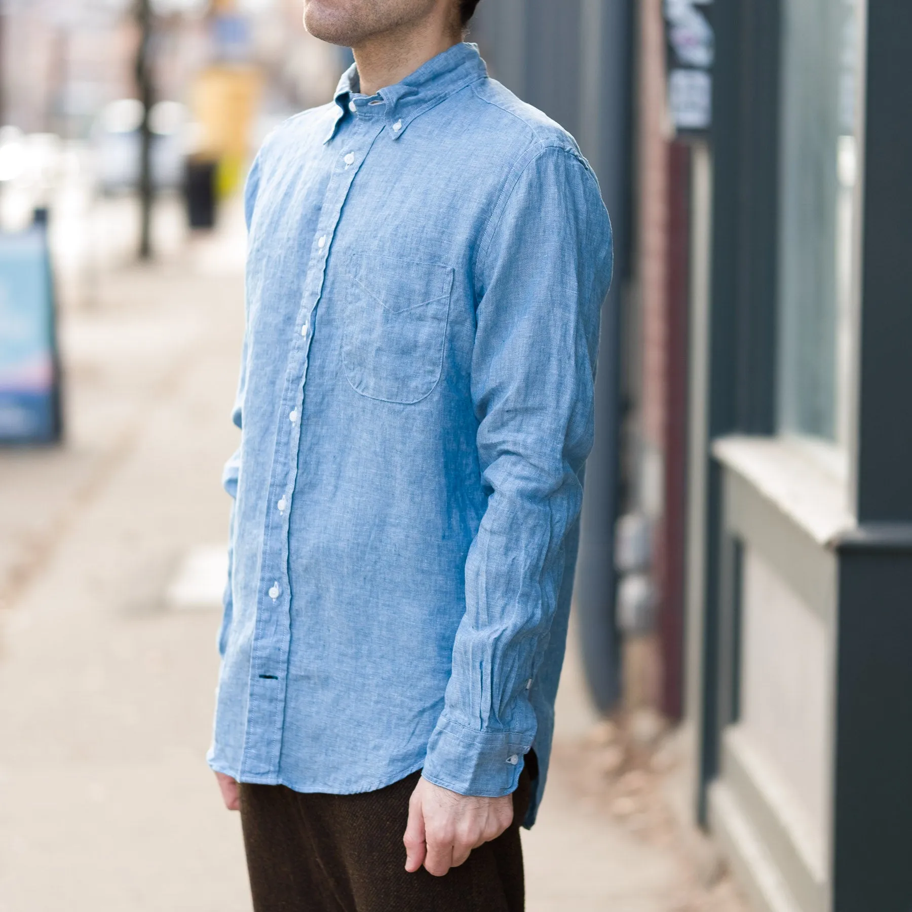 Chambray Linen Long Sleeve Buttondown