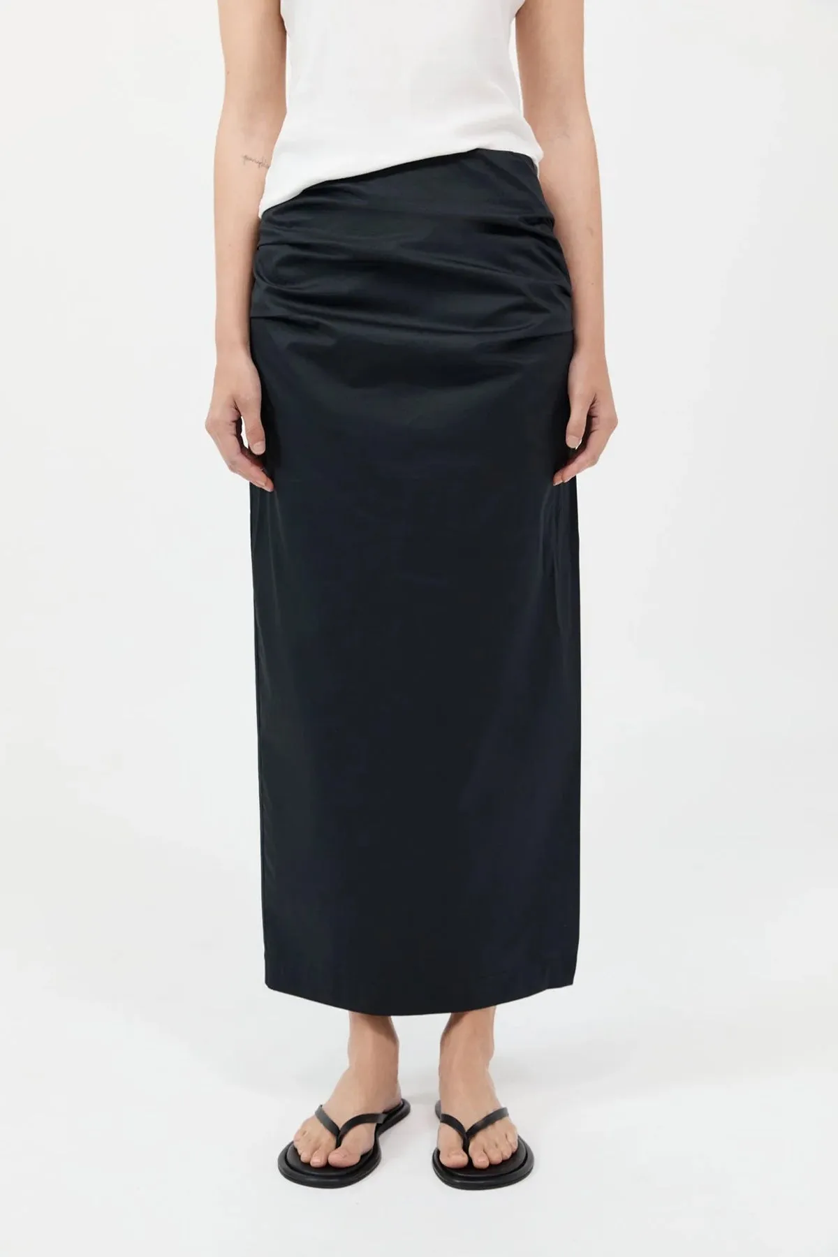 Cotton Tuck Midi Skirt in Black