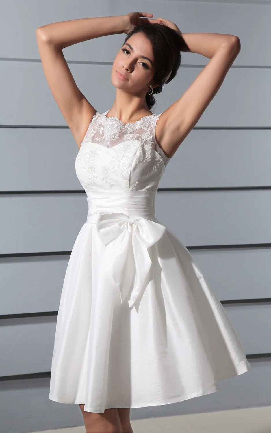 Deep Satin Sash Bow V-Back Brilliant Lace Gown-GC_705077