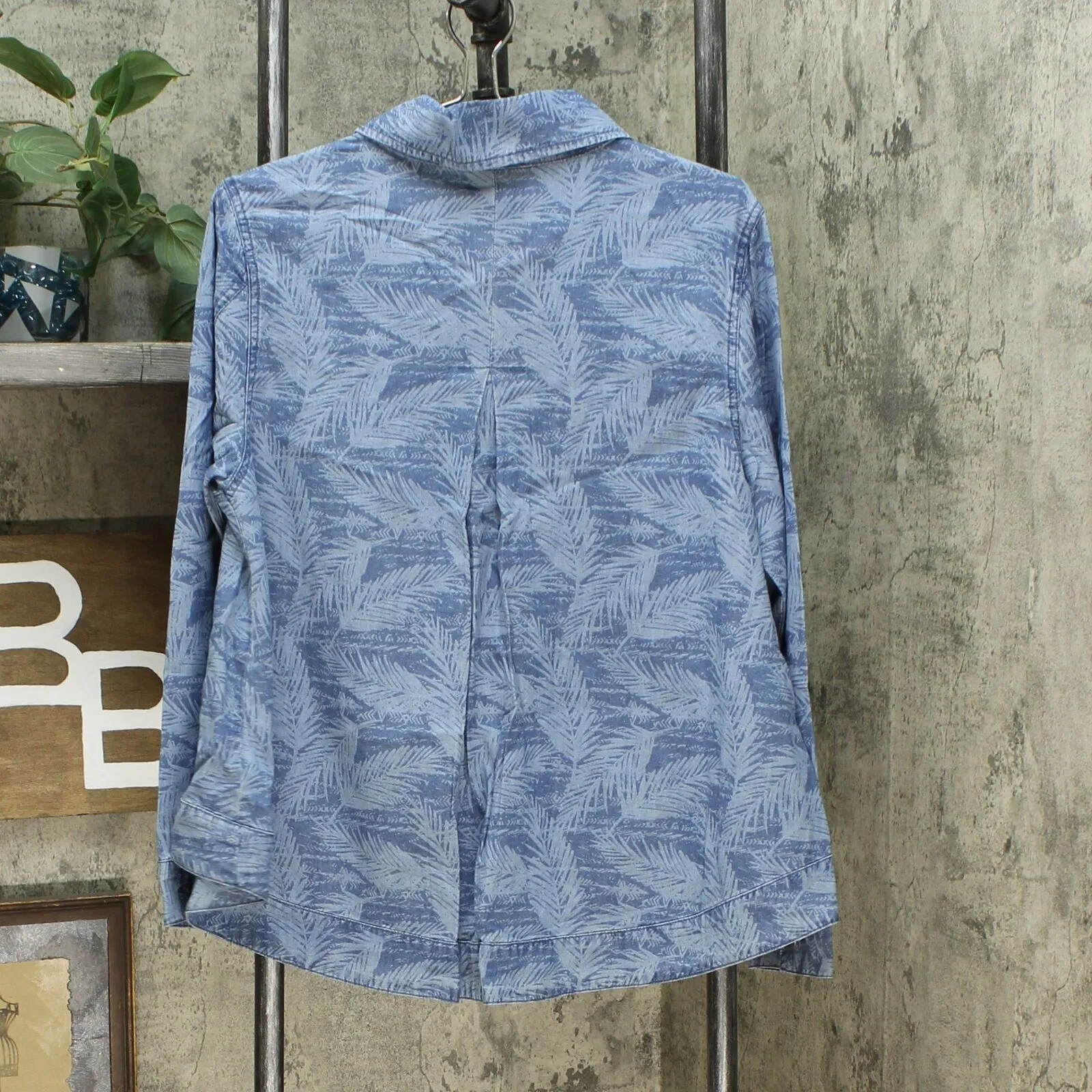 DG2 by Diane Gilman Women's SoftCell Denim Jacket Midtone Palm Large