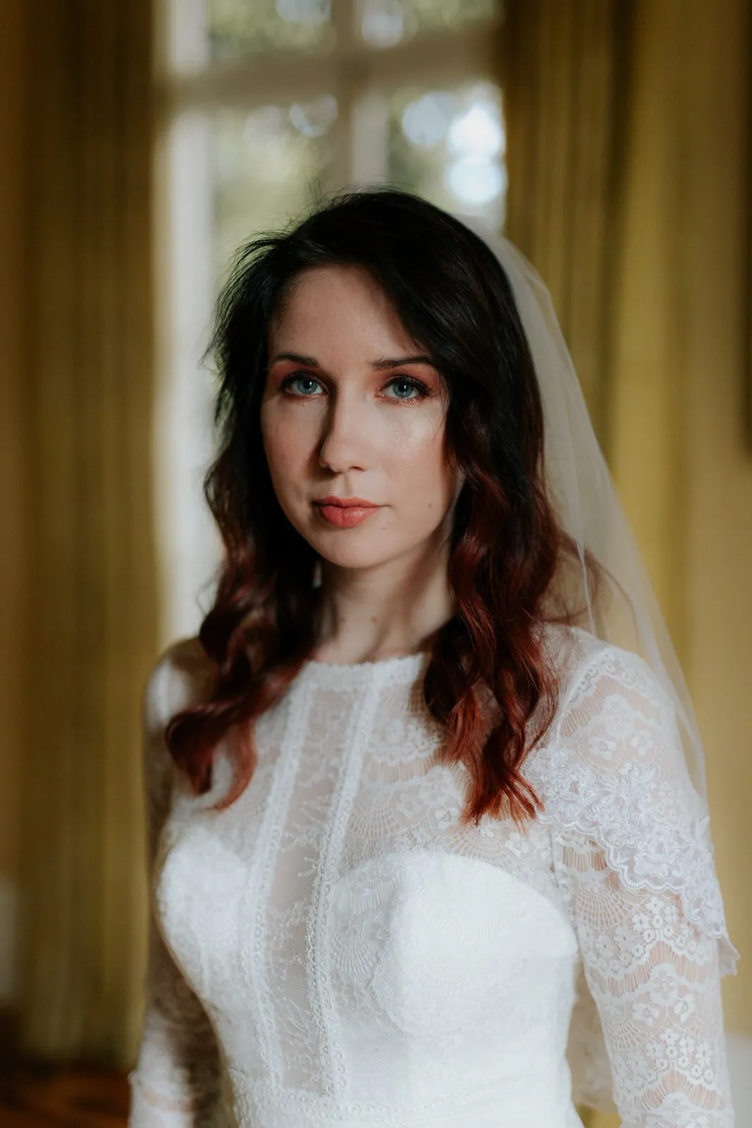 Elbow Length Wedding Veil with Lace Trim, Short Bridal Veil