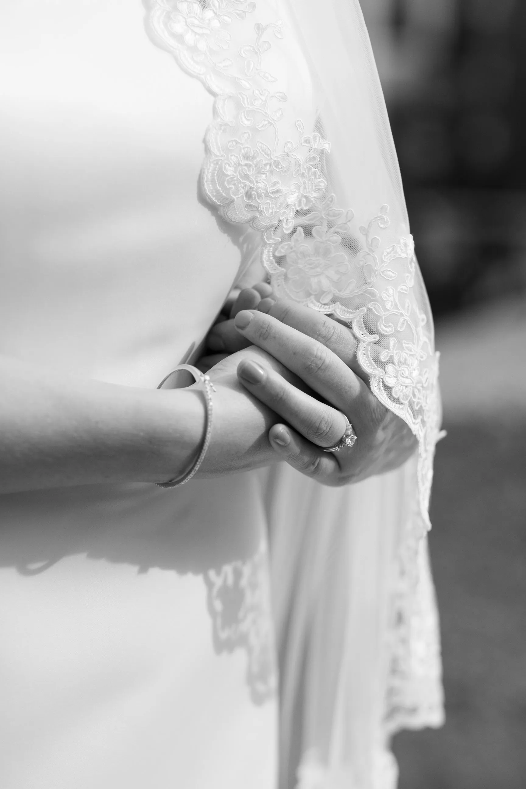 Fingertip Wedding Veil with Classic French Alencon Lace Trim