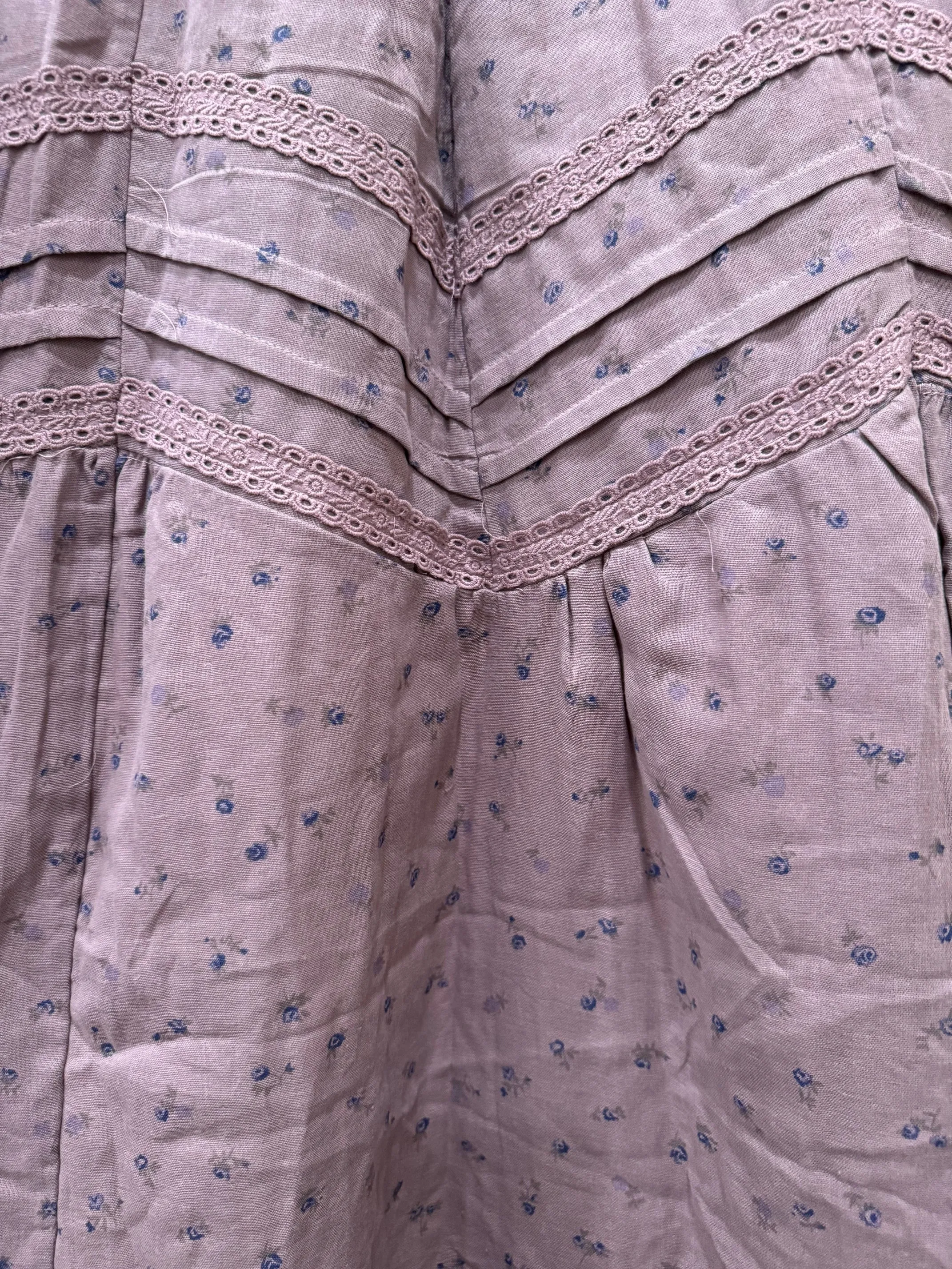 Floral Embroidered Skirt