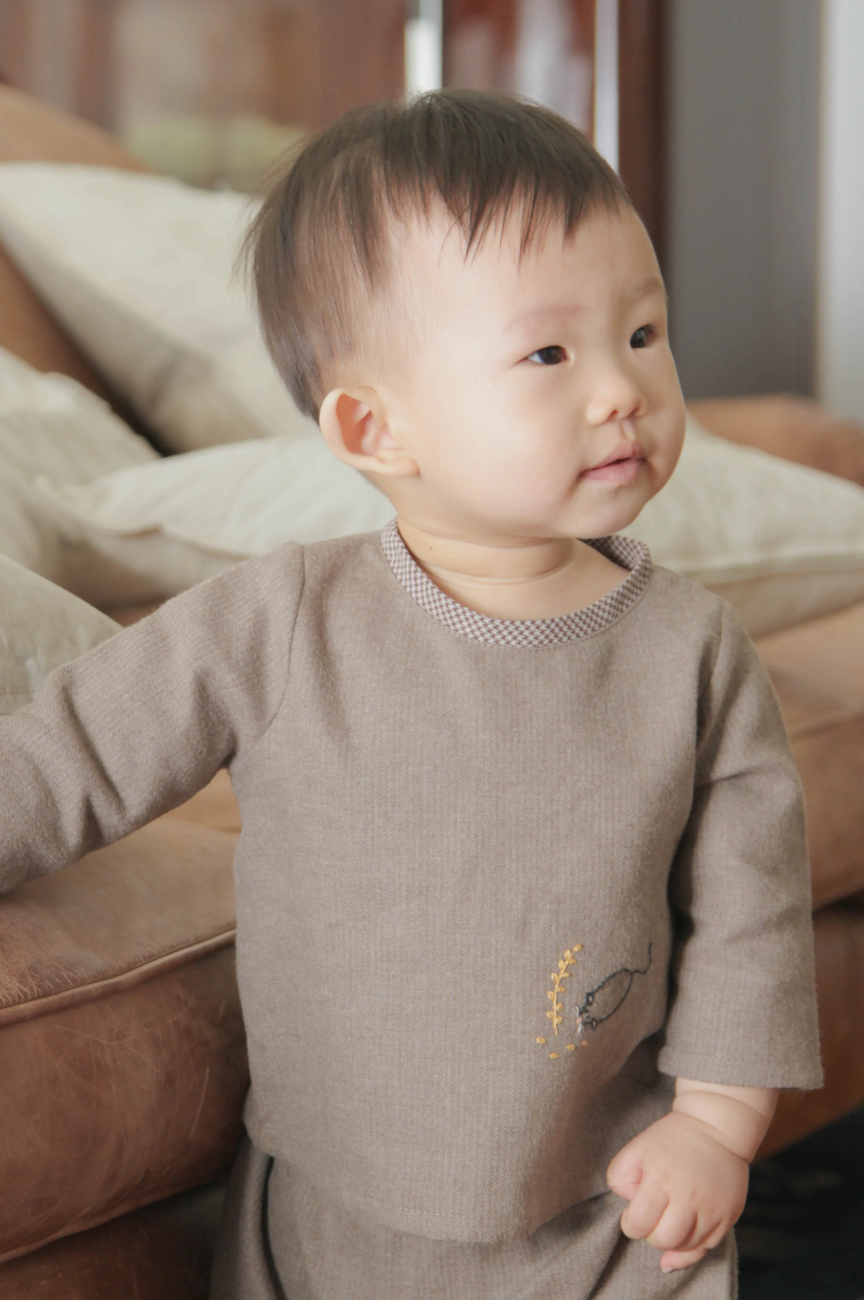 Long Sleeve Mouse Top, Bark
