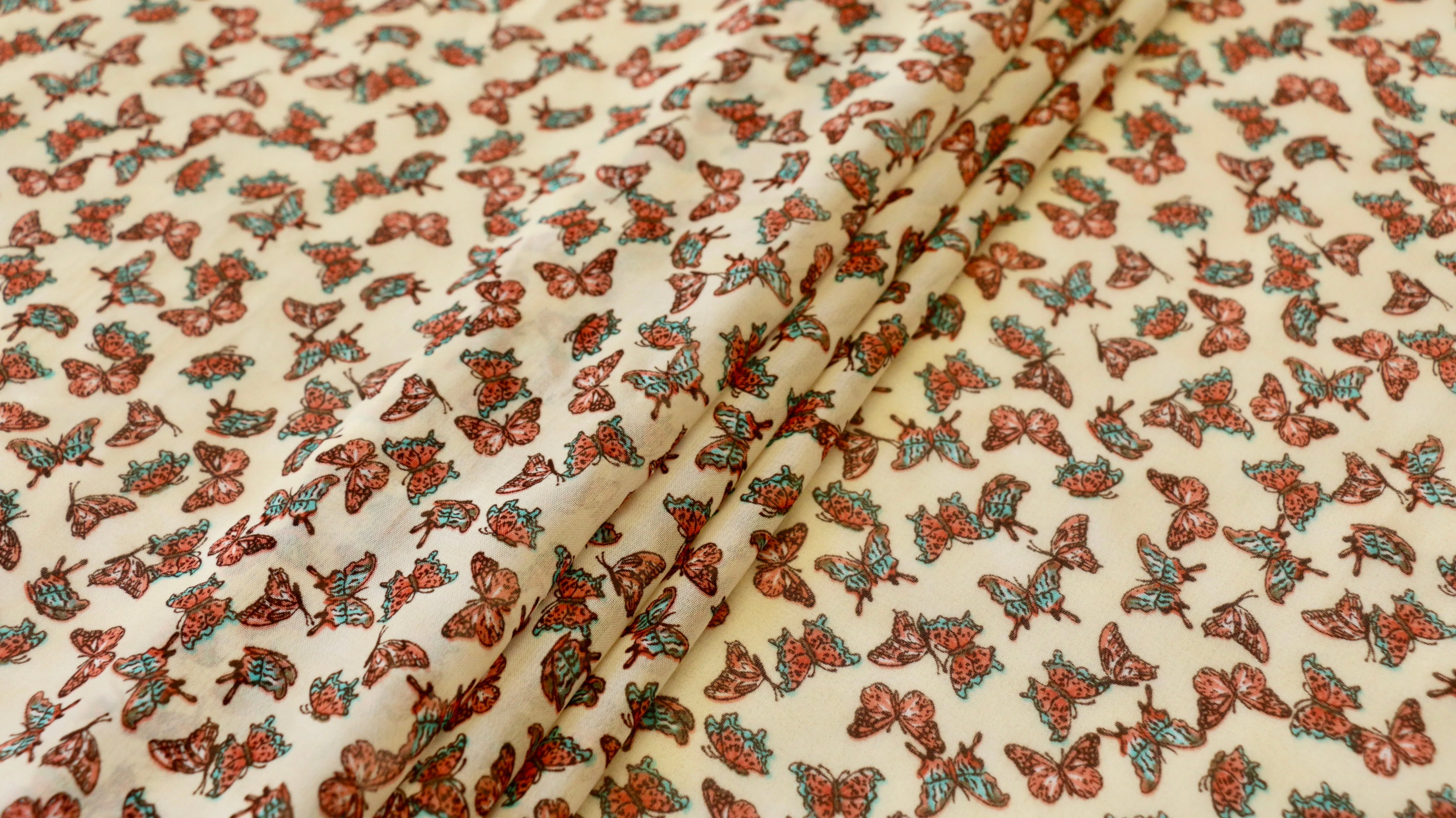 PRINTED CHIFFON FABRIC - Small butterfly design