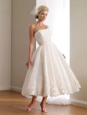 Retro Vintage Style Tea Length Lace Wedding Dress
