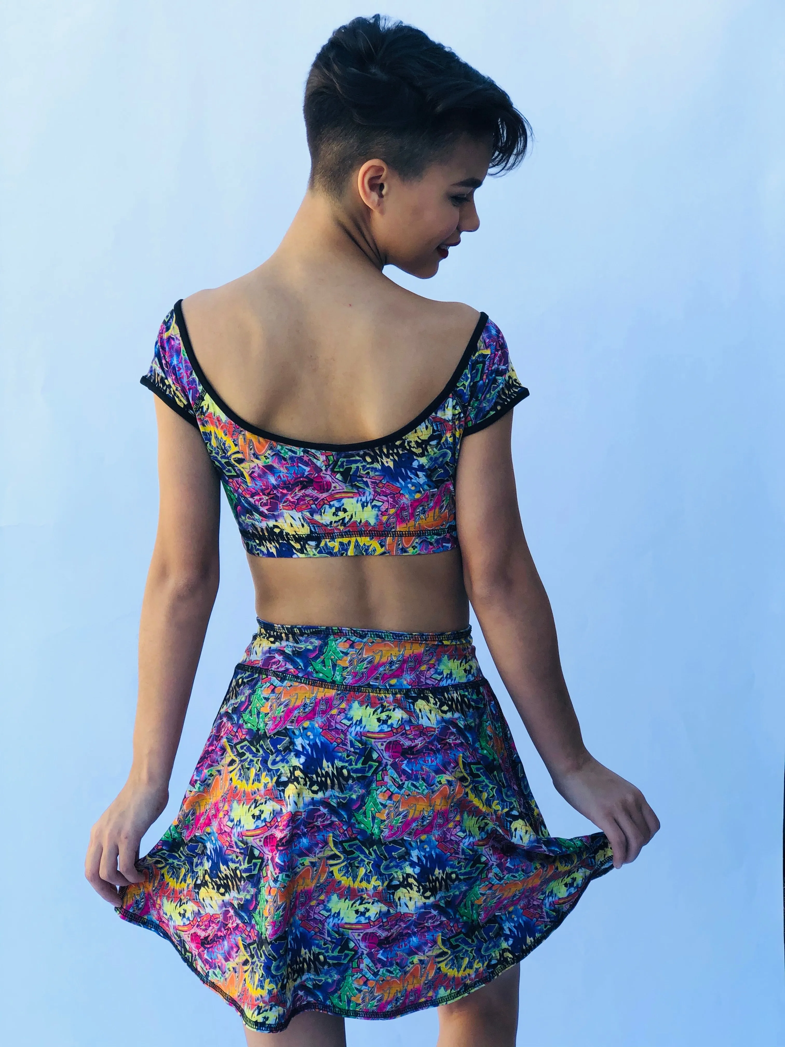 SKIRT/COVERUP GRAFFITI/BUNS OF STEEL
