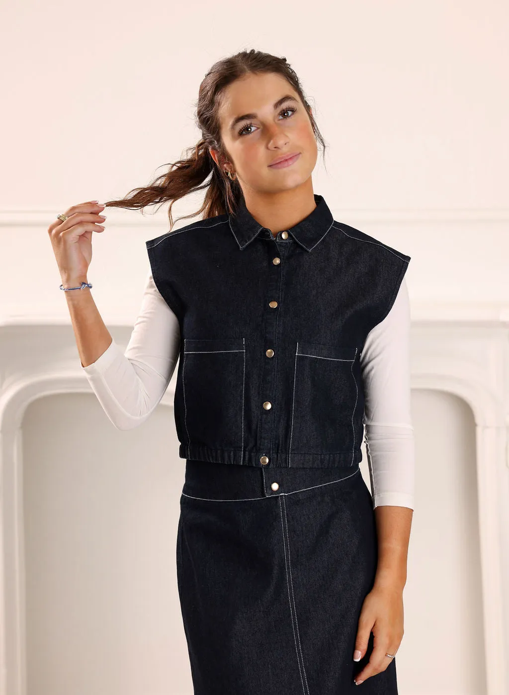 Top stitched denim skirt by Gem