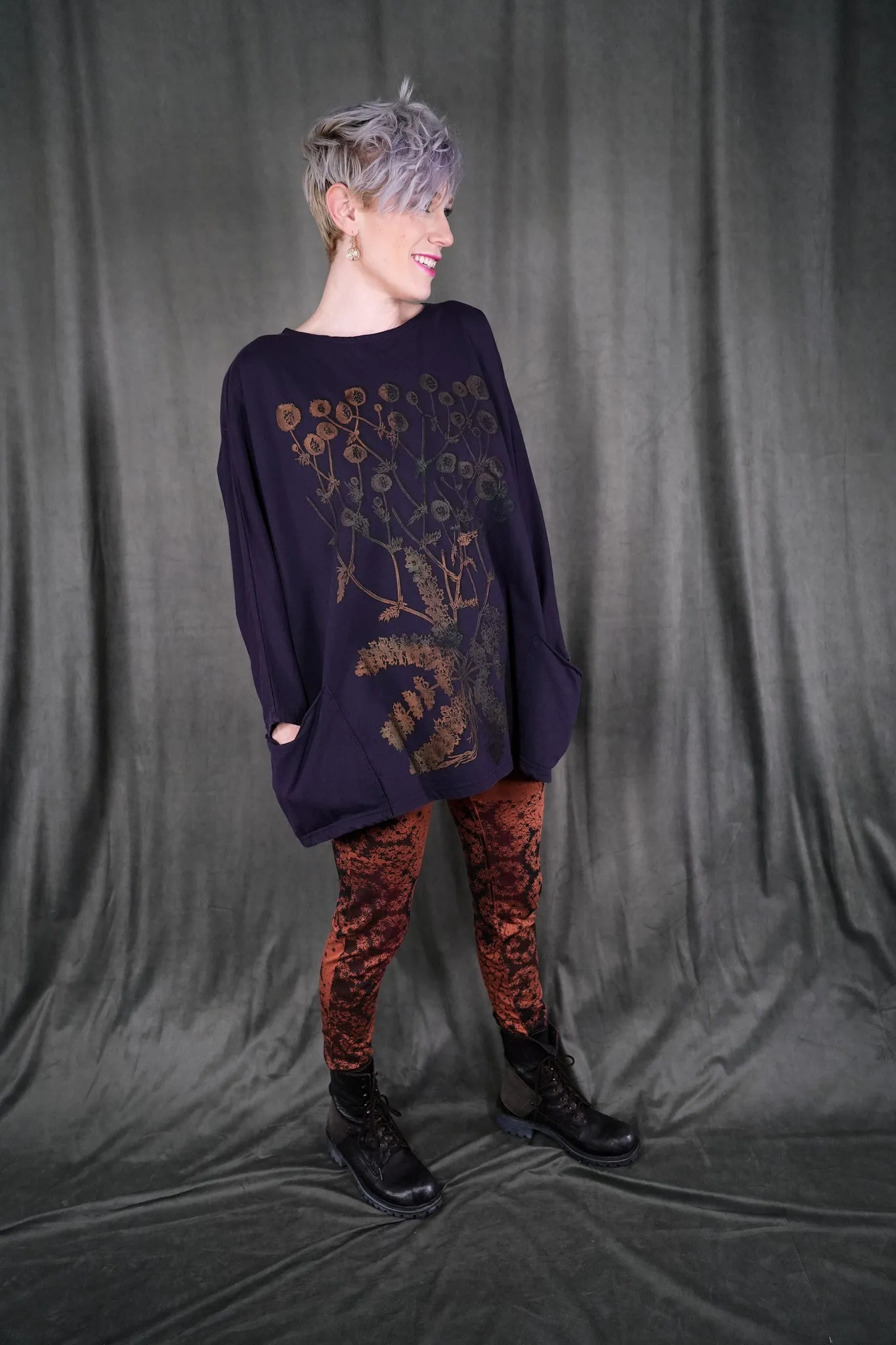 V1742 Pandora Mariposa Patch Pockets Top-P