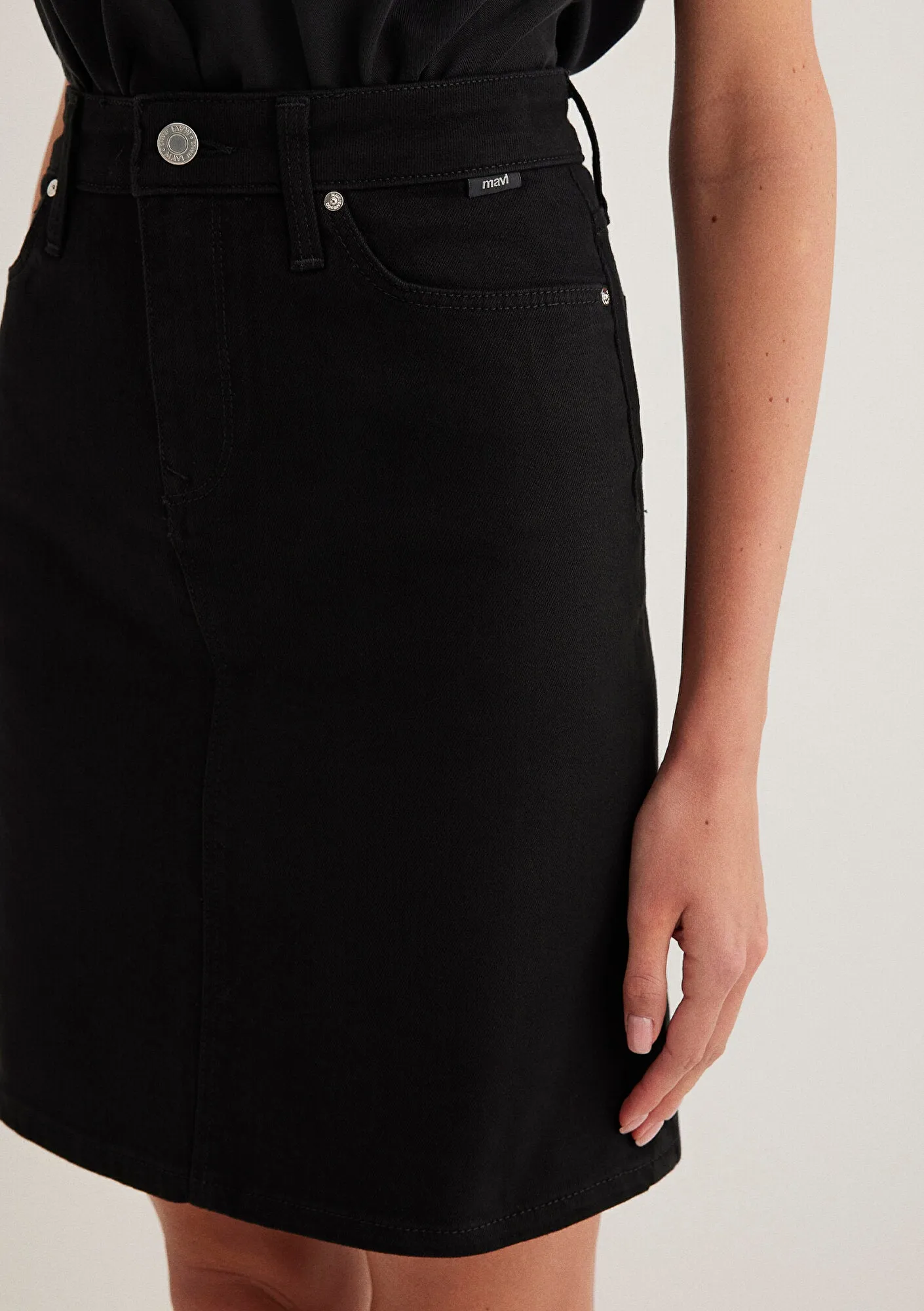Valerie Black Strech Jean Skirt