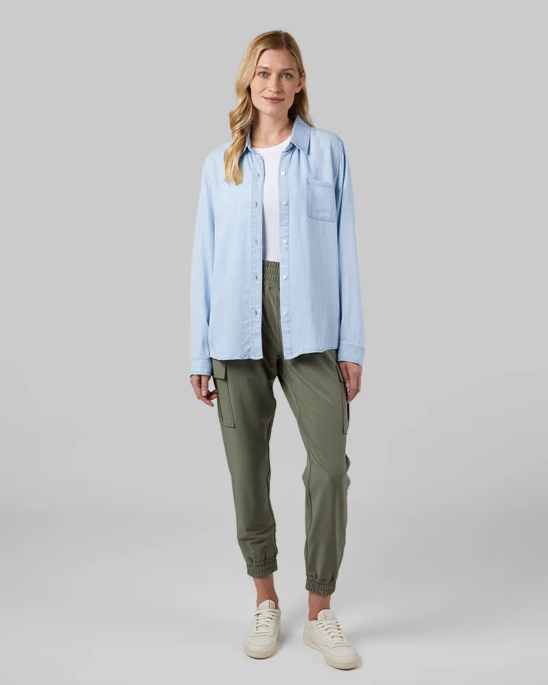 WOMEN'S CHAMBRAY LONG SLEEVE BUTTON-UP