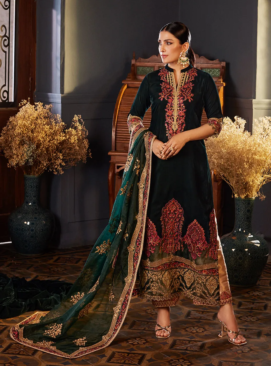 ZAINAB CHOTTANI VELVET COLLECTION '23 | ZELENA