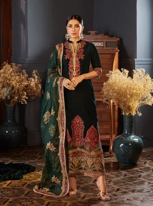 ZAINAB CHOTTANI VELVET COLLECTION '23 | ZELENA